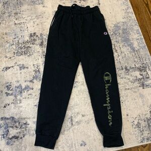 Men’s camo champion sweatpants